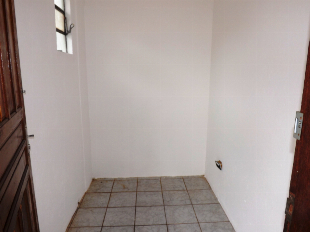 ALUGA-SE CASA JD OASIS MARINGÁ