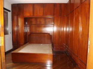 ALUGA-SE BELO APTO MOBILIADO AV. DR ALEXANDRE RASGULAEFF