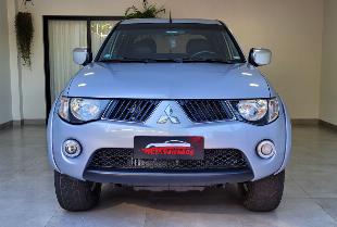 MITSUBISHI L200 TRITON  2010 AUTOMÁTICA 3.5 V6 FLEX  4x4 COMPLETA  (ÚNICO DONO)