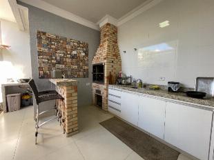 Casa | 114,00 m² de Construção | Jd. Araucária | Maringá/PR