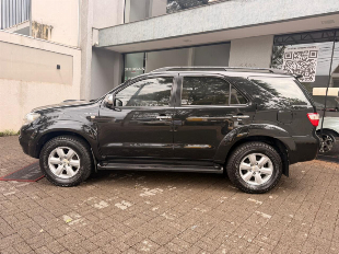 Toyota Hilux Sw4 SRV D4-D 4x4 3.0 tdi diesel aut. 7l