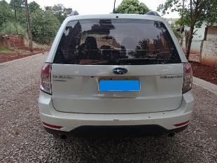 Vende-se veículo Subaru Forester, ano 2011, com 58.000km originais de fábrica