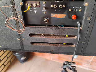RÁDIO CORUJINHA BOSCH GEMINI E TOCA-FITAS TKR