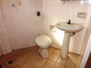 ALUGA-SE APTO ED. CALAMARES ZONA 07. À 200M2 DO SHOOPING AVENIDA CENTER