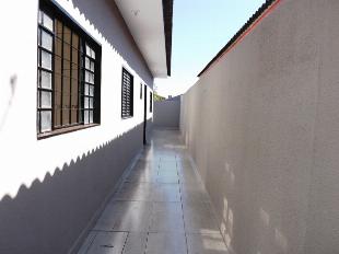 ALUGA-SE CASA JD UNIVERAL SARANDI PR