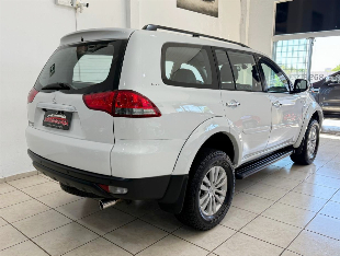Mitsubishi Pajero Dakar Hpe 3.5 Flex 4x4 Automatica  *7 Luages*