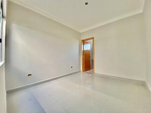 BELÍSSIMA CASA NO CONJUNTO PAULINO
