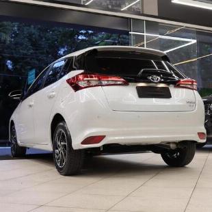 TOYOTA YARIS HATCH XLS 2025