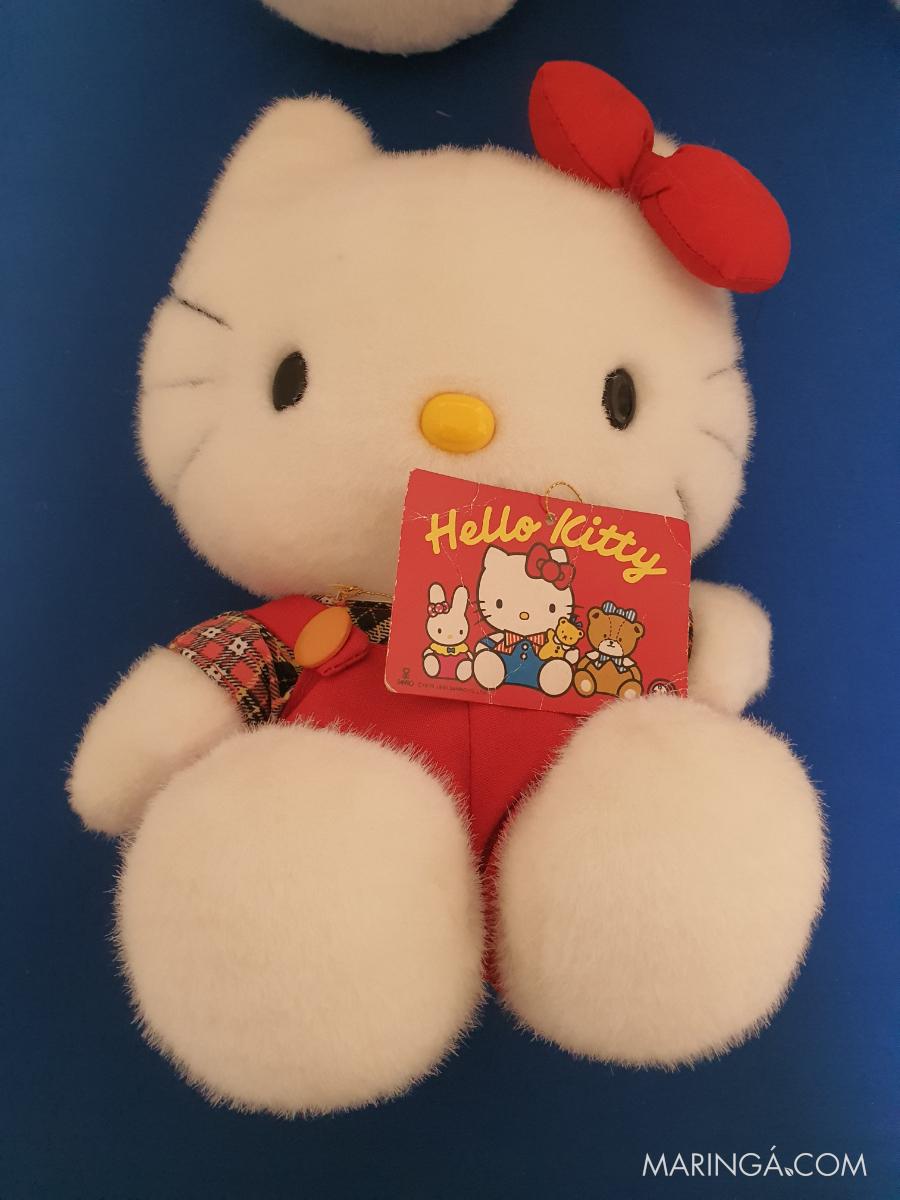 Hello Kitty de pelúcia (Importado) NOVO