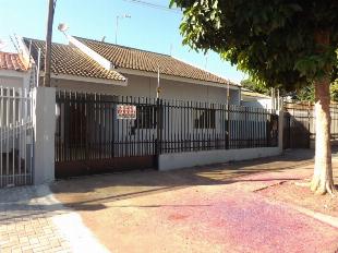 ALUGA-SE CASA JD. ALVORADA PRÓX. PRAÇA FARROUPILHA