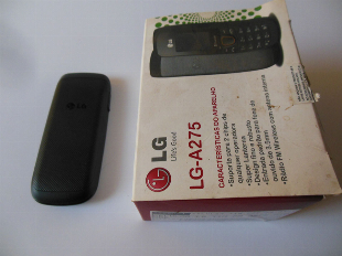 LG B220A Dual SIM 32 MB preto 32 MB RAM