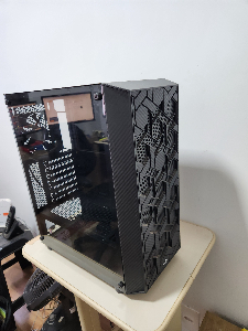 GABINETE PC GAMER AEROOOL HIVE estado de novo só R$ 100,00