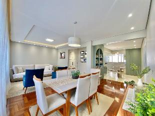 OPORTUNIDADE DESSE BELÍSSIMO APARTAMENTO SEMI MOBILIADO NO EDIFÍCIO FLAMBOYANT